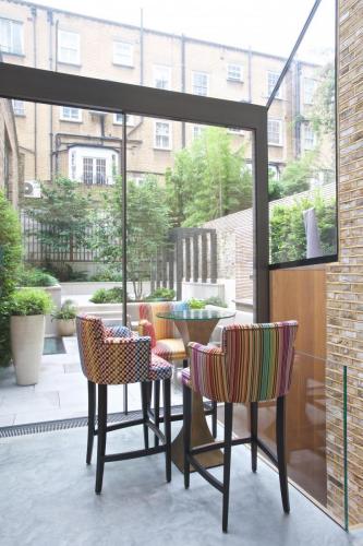 Knightsbridge conservatory playroom missoni fabric